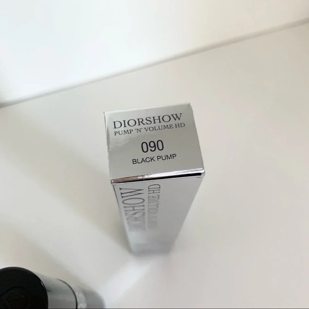 Diorshow pump N volume HD mascara